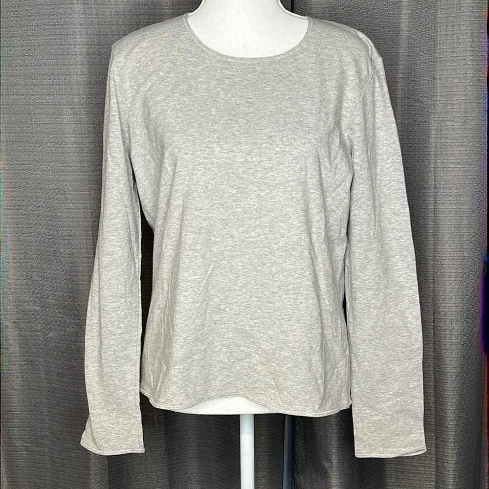LIZ SPORT ESSENTIALS LIZ CLAIBORNE MEDIUM LONG SLEEVED GRAY TSHIRT NWT